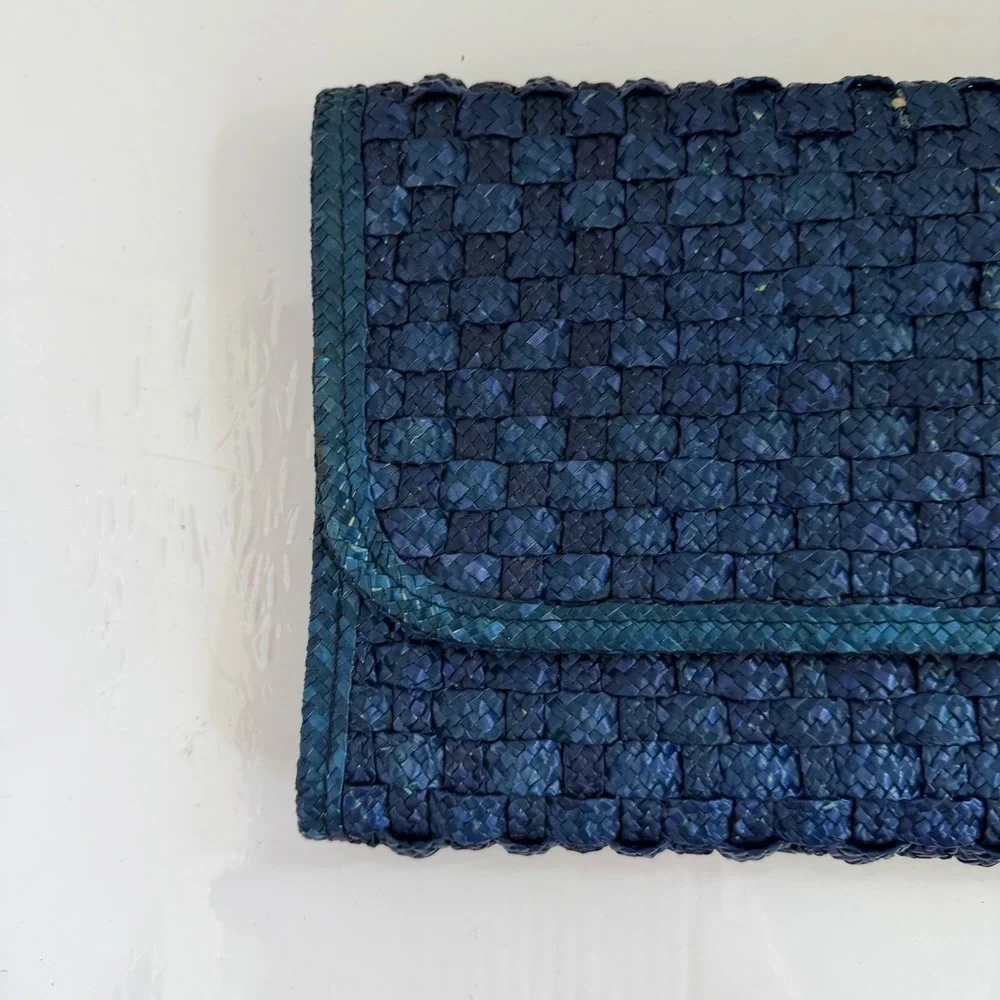 Vintage Woven‎ Blue Straw Clutch